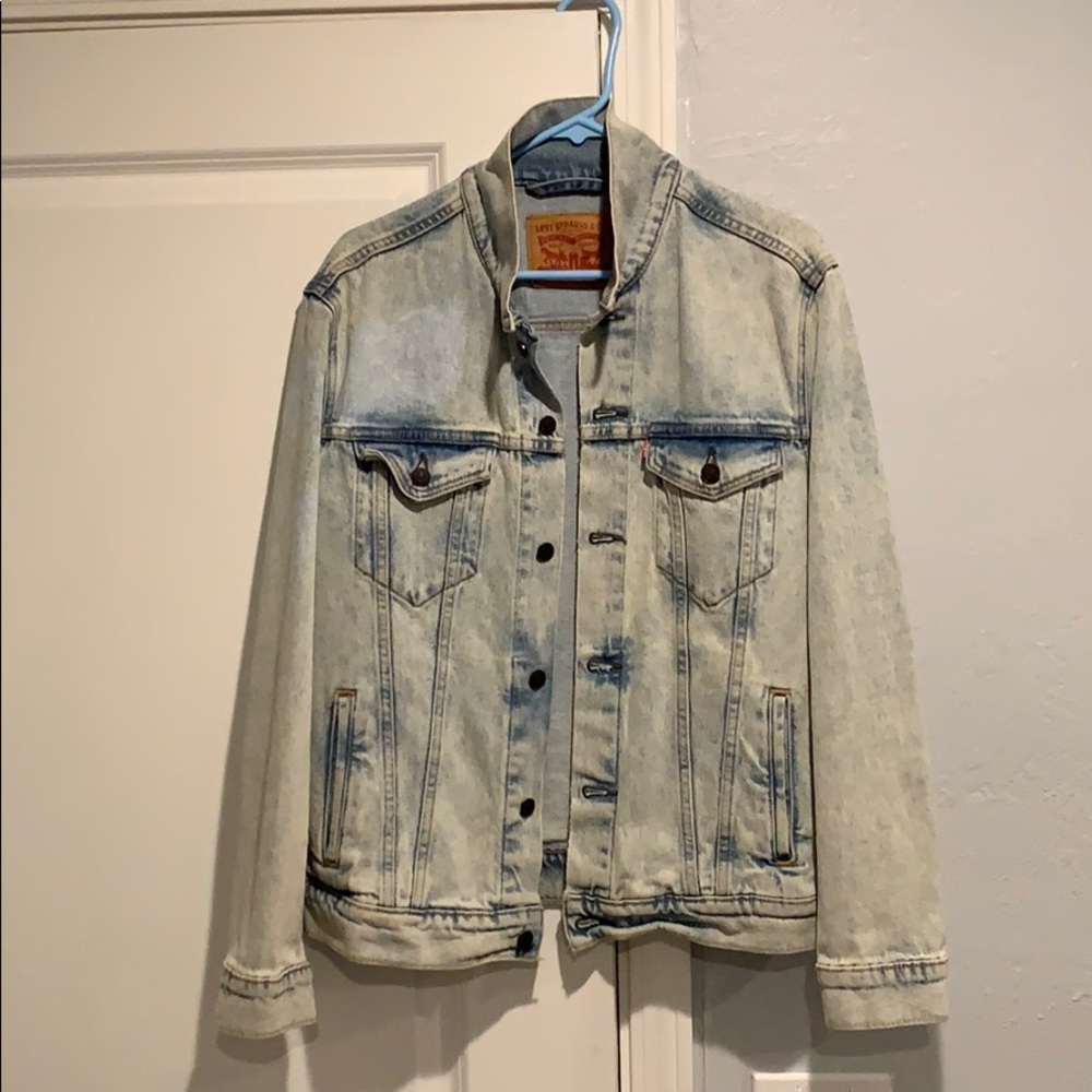 Levi’s Acid Wash Jean Jacket